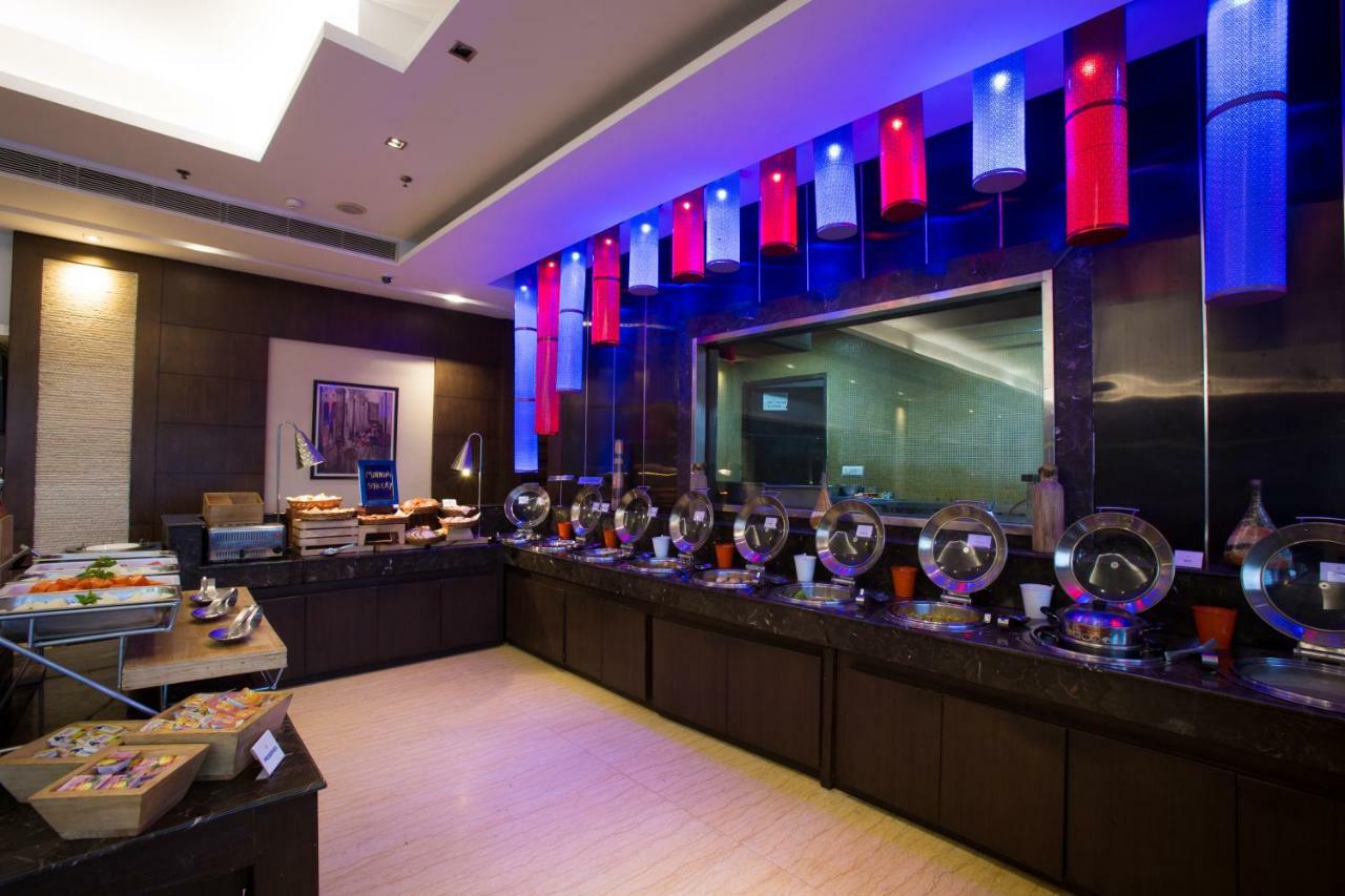 Golden Tulip Chandigarh, Panchkula Exterior photo
